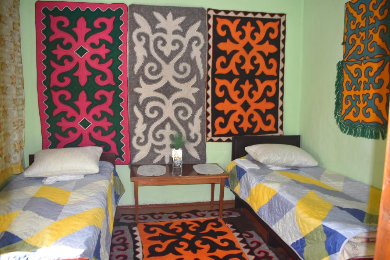 Guest House Oimo Balykčy Esterno foto